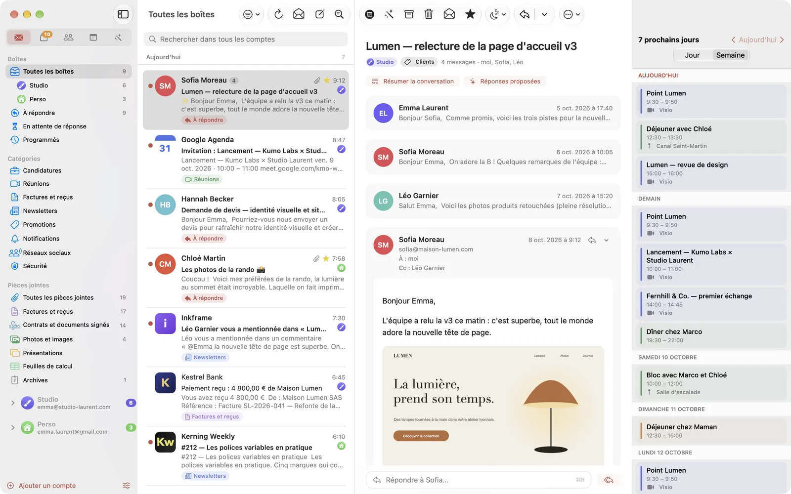 Courant sur Mac : Toutes les boîtes avec deux comptes Gmail, une conversation ouverte à côté de la liste